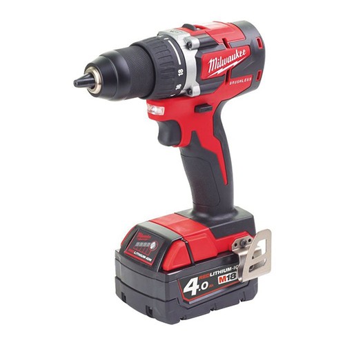 дрель-шуруповерт аккумуляторная бесщеточная Milwaukee M18 CBLDD-402C